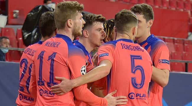 Chelsea avantajı 2 golle kaptı!