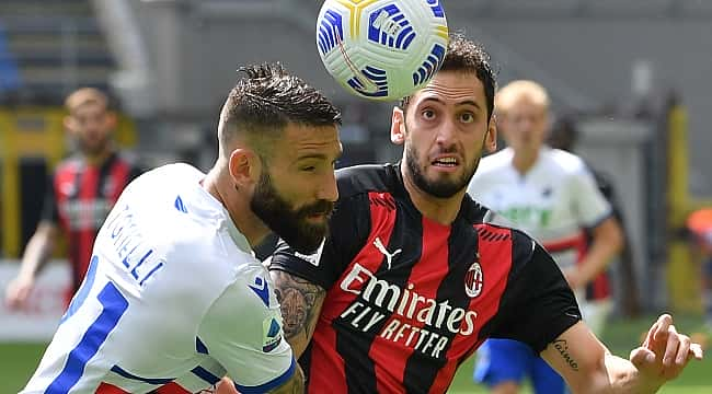 Hakan Çalhanoğlu için Juventus devrede