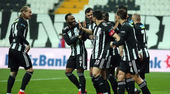 Lider Beşiktaş evinde çok rahat