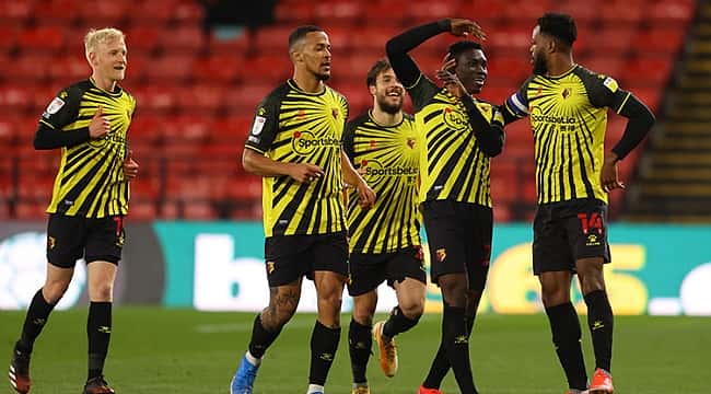 Watford yeniden Premier League'de! İkinci takım...