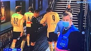 Yan hakem Haaland'dan imza aldı