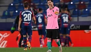 Barcelona şampiyonluğu elleriyle verdi! 6 gol...