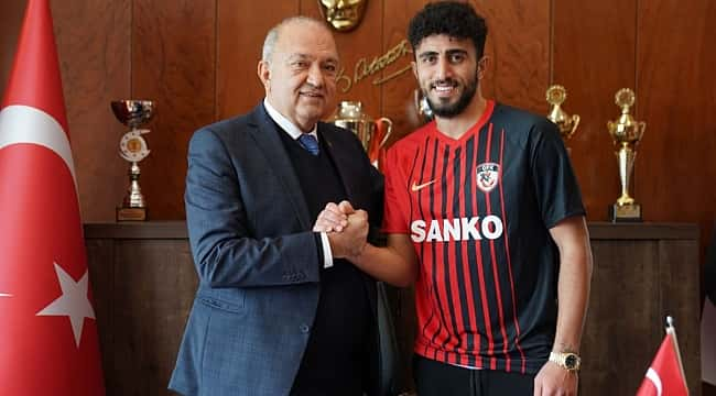 Bilal Başacıkoğlu Hollanda'ya transfer oldu