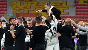 ''Bu ekiple devam etmek istiyorum''