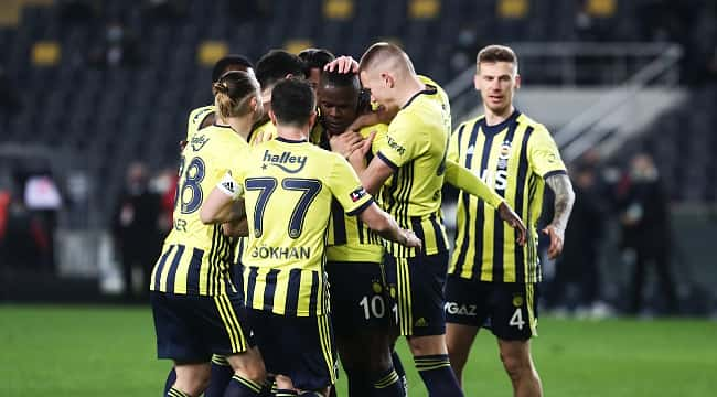 Fenerbahçe - Sivasspor muhtemel 11'ler