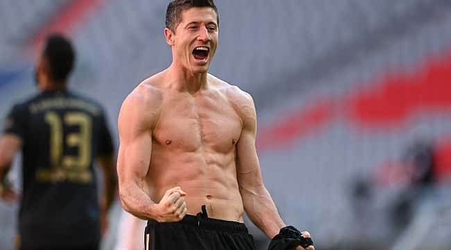 Lewandowski, 90'da rekoru kırdı! 