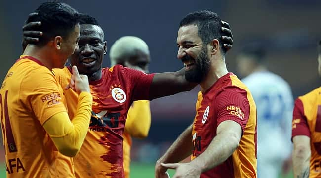 Galatasaray'ın rakibi belli oldu!