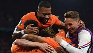 Hollanda düşük viteste turladı