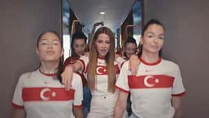 Türkiye'nin EURO2020 şarkısı! ''Zirveye çıkalım''