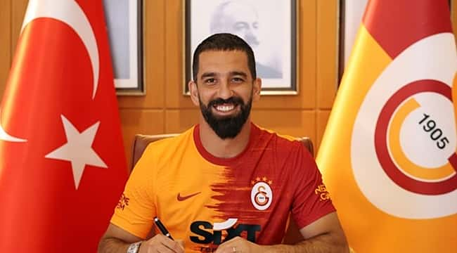 Arda Turan imzayı attı