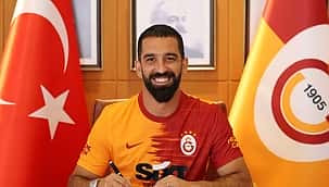 Arda Turan imzayı attı