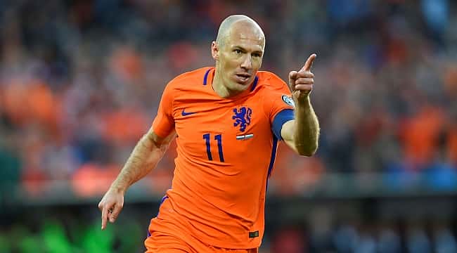 Arjen Robben'den ikinci kez emeklilik kararı!