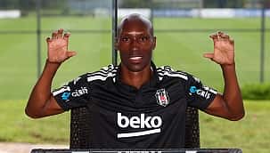 Beşiktaş, 4 futbolcuyla sözleşme yeniledi!