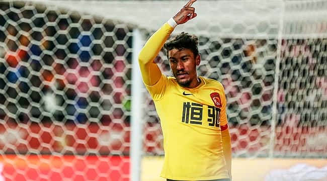 Paulinho'dan Galatasaray ateşi!