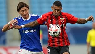 Pereira, eski oyuncusunun peşinde