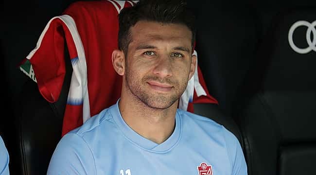 Trabzonspor'a yerli sol bek!