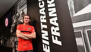 Ali Akman resmi imzayı attı!