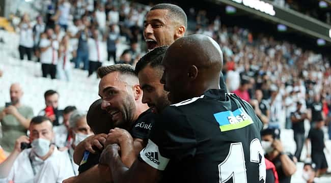 Beşiktaş açılışı 3 golle yaptı