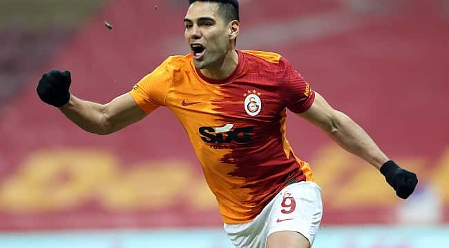 Galatasaray'da Falcao bekleyişi