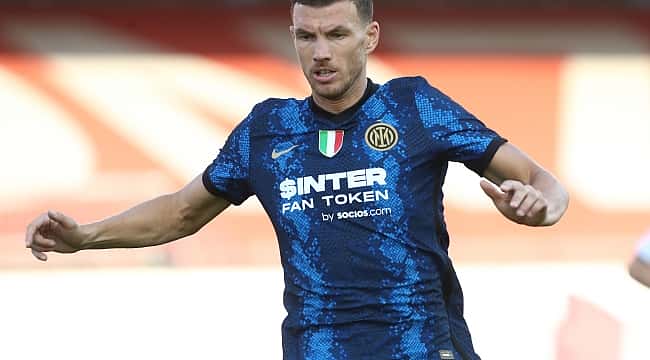 Inter'in yeni golcüsü Edin Dzeko oldu! 2 yıllık imza