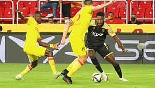 İzmir'de Tetteh'ten tek gol! Ve ilk galibiyet...