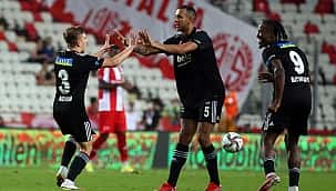 Beşiktaş 2-0'dan döndü