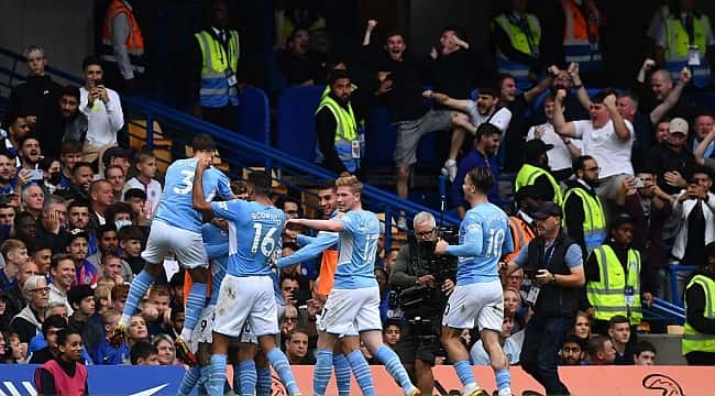 Manchester City rövanşı aldı!