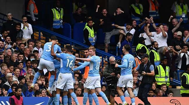 Manchester City rövanşı aldı! 