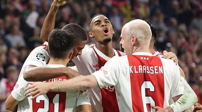 Ajax, Dortmund'a karşı şov yaptı! Flaş skor...