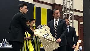 Ali Koç'tan Mesut Özil iddialarına yanıt geldi