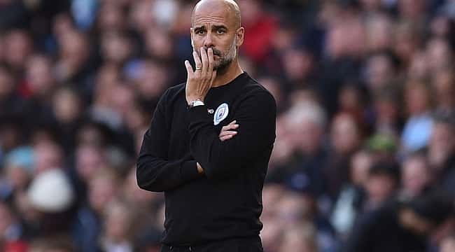 Premier League'de zirve karıştı!