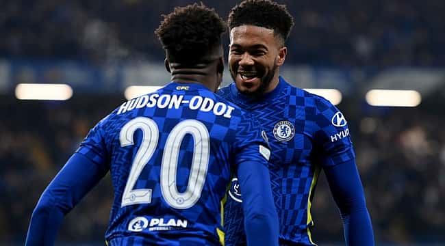 Chelsea, Juve'yi farklı geçti