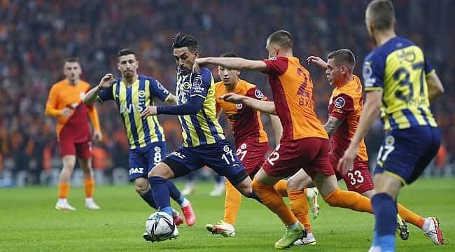 Galatasaray'da büyük sorun! Öne geçtiği maçlarda...