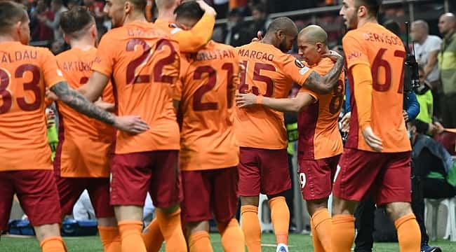 Galatasaray fırsat tepti