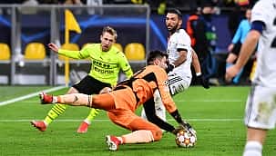 En tecrübeli genç kaleci Ersin Destanoğlu! 