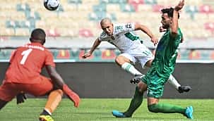 Feghouli ve arkadaşları savunmayı aşamadı