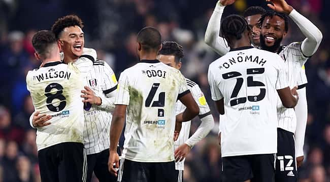 Fulham coştu! 88 yıl sonra gelen başarı