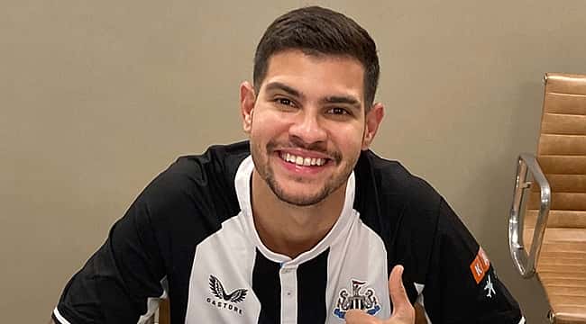 Newcastle United'dan 4. transfer! Resmen açıklandı