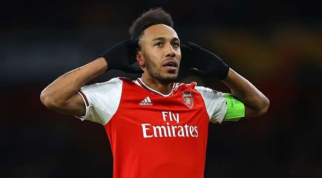 Aubameyang, resmen Barcelona'da