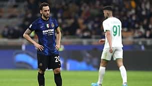 Inter'e zirve yarışında darbe
