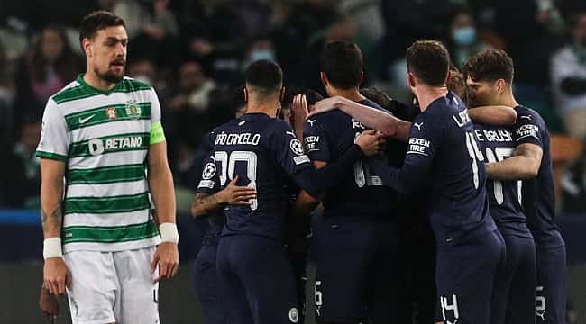 Manchester City ezdi geçti!
