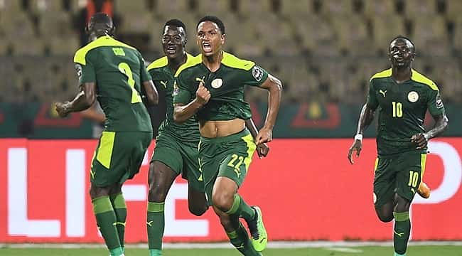 Senegal final biletini 3 golle kaptı! Burkina Faso...