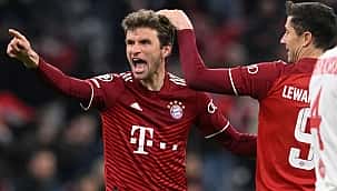 Bayern Münih bir kez daha tarihe geçti