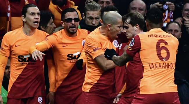 Galatasaray derbide 3 puanı aldı