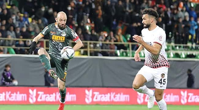 Kupada son yarı finalist Alanyaspor!