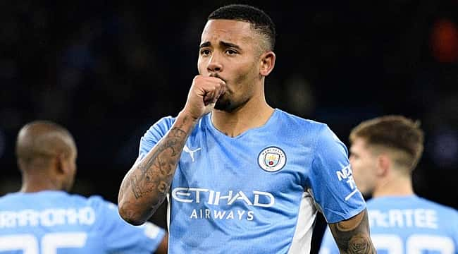 Manchester City sessizce turladı!