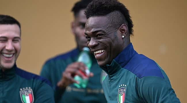 Balotelli: ''Messi veya Ronaldo olabilirdim''