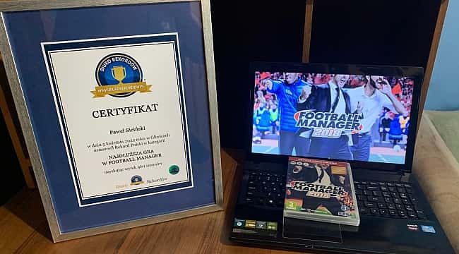 Dünyanın en uzun Football Manager oynayan kişisi!