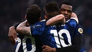 Inter evinde Roma'yı güle oynayarak devirdi! Hakan...