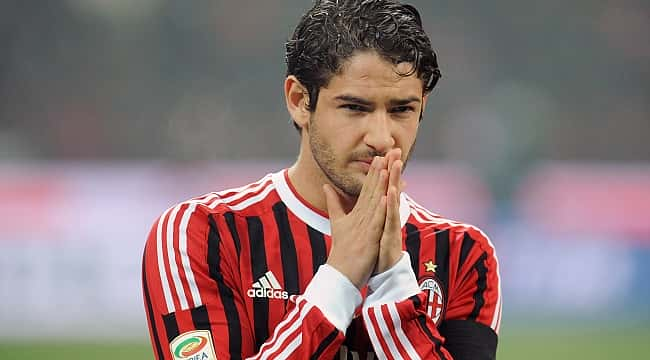 Alexandre Pato'ya ne oldu? 